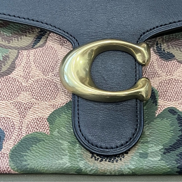 Coach unlimited edition handbag, original price $650.00 plus tax - Picture 2 of 16